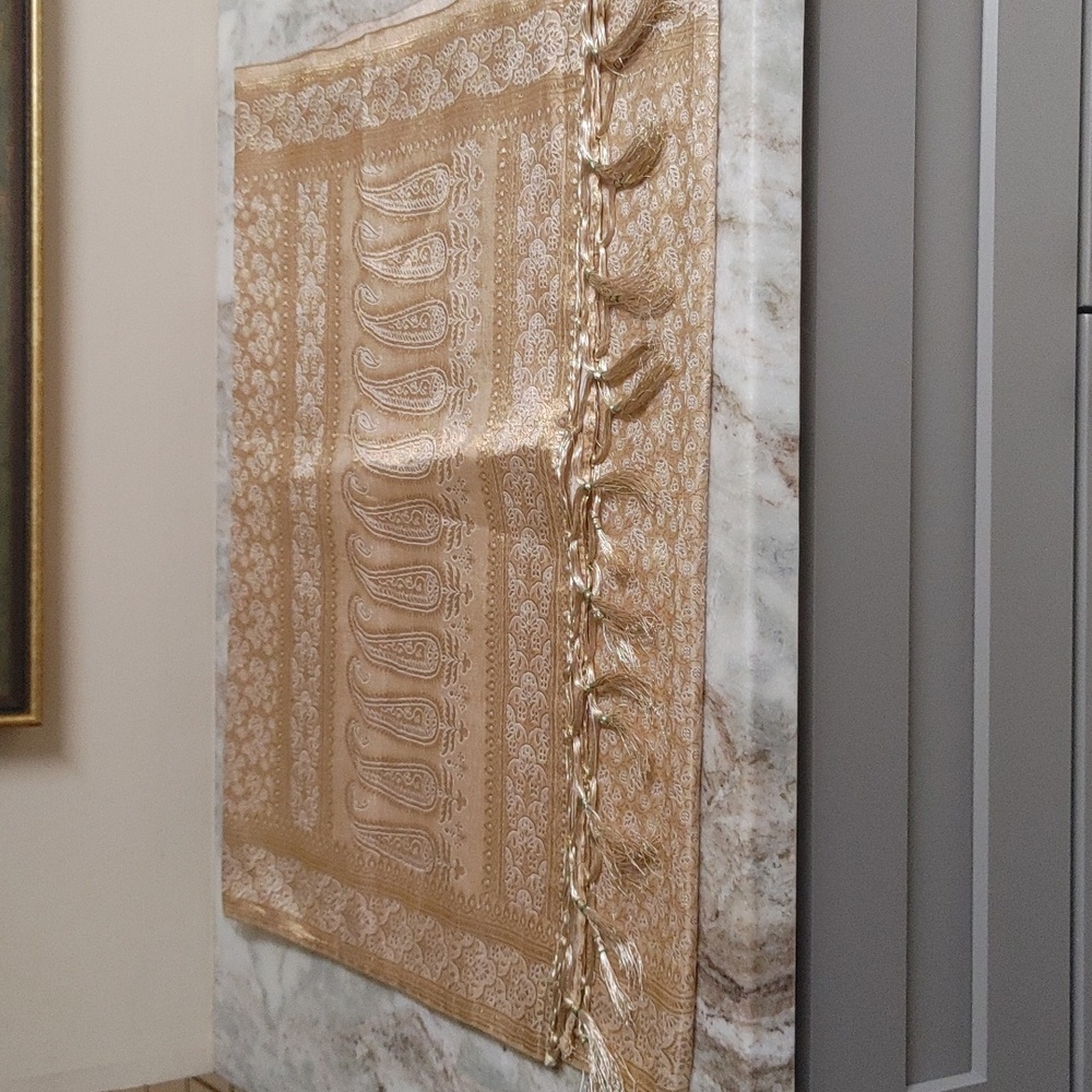 Gold Silk & Lamè Table Runner